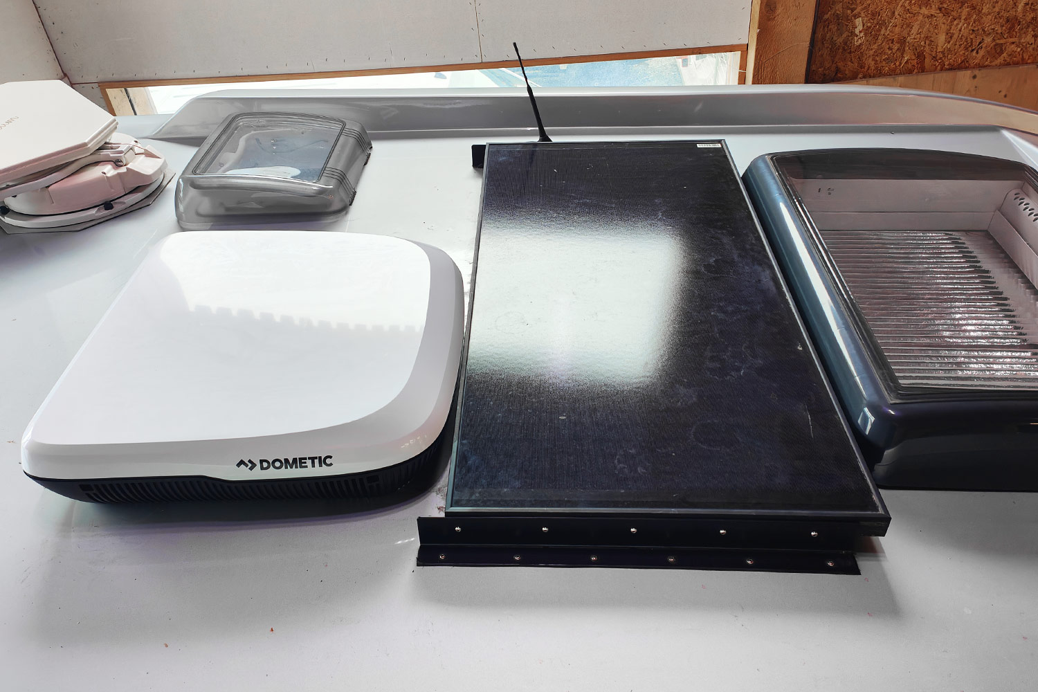 Dometic AC3100 Dachlüfter