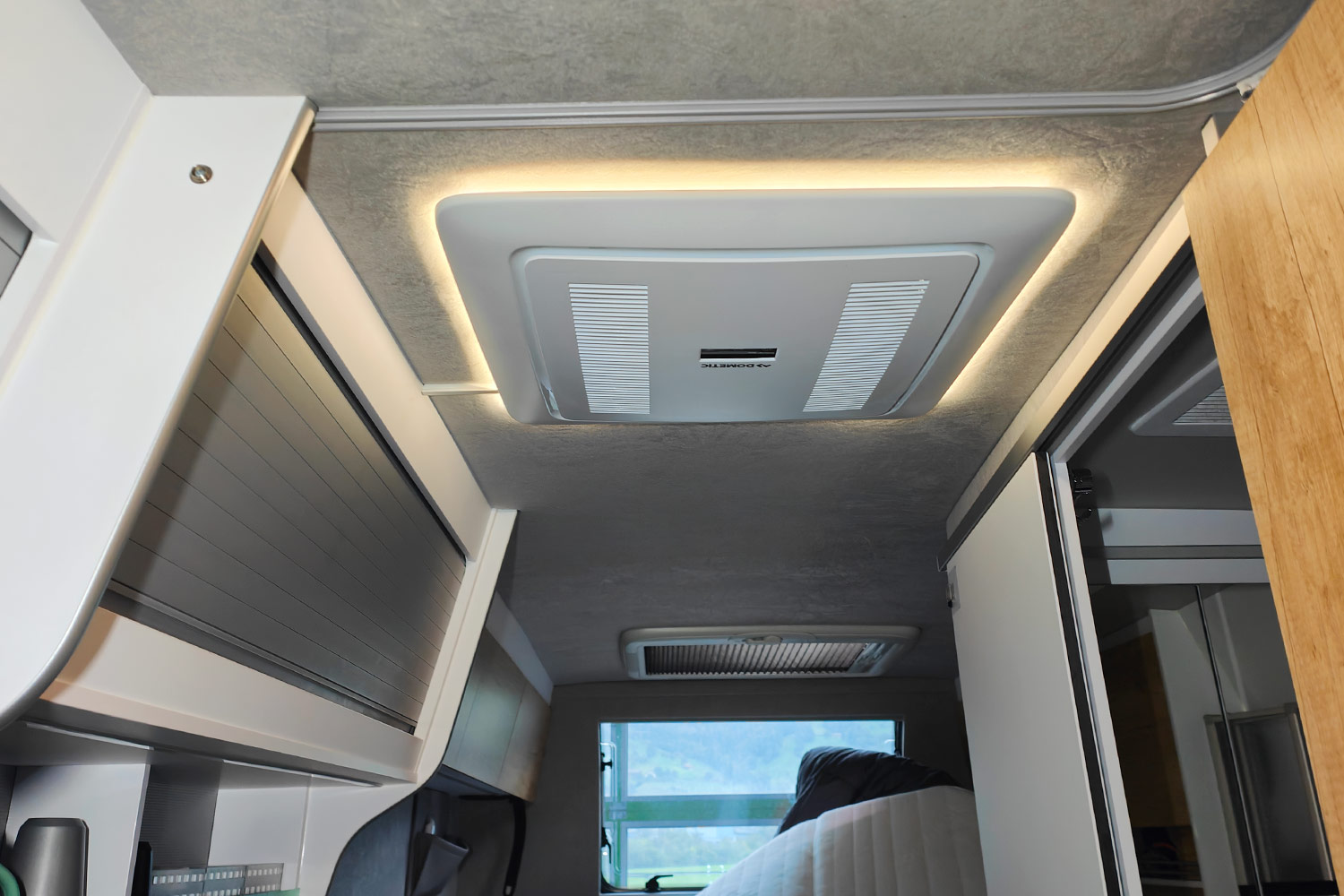 Dometic AC3100 Dachlüfter