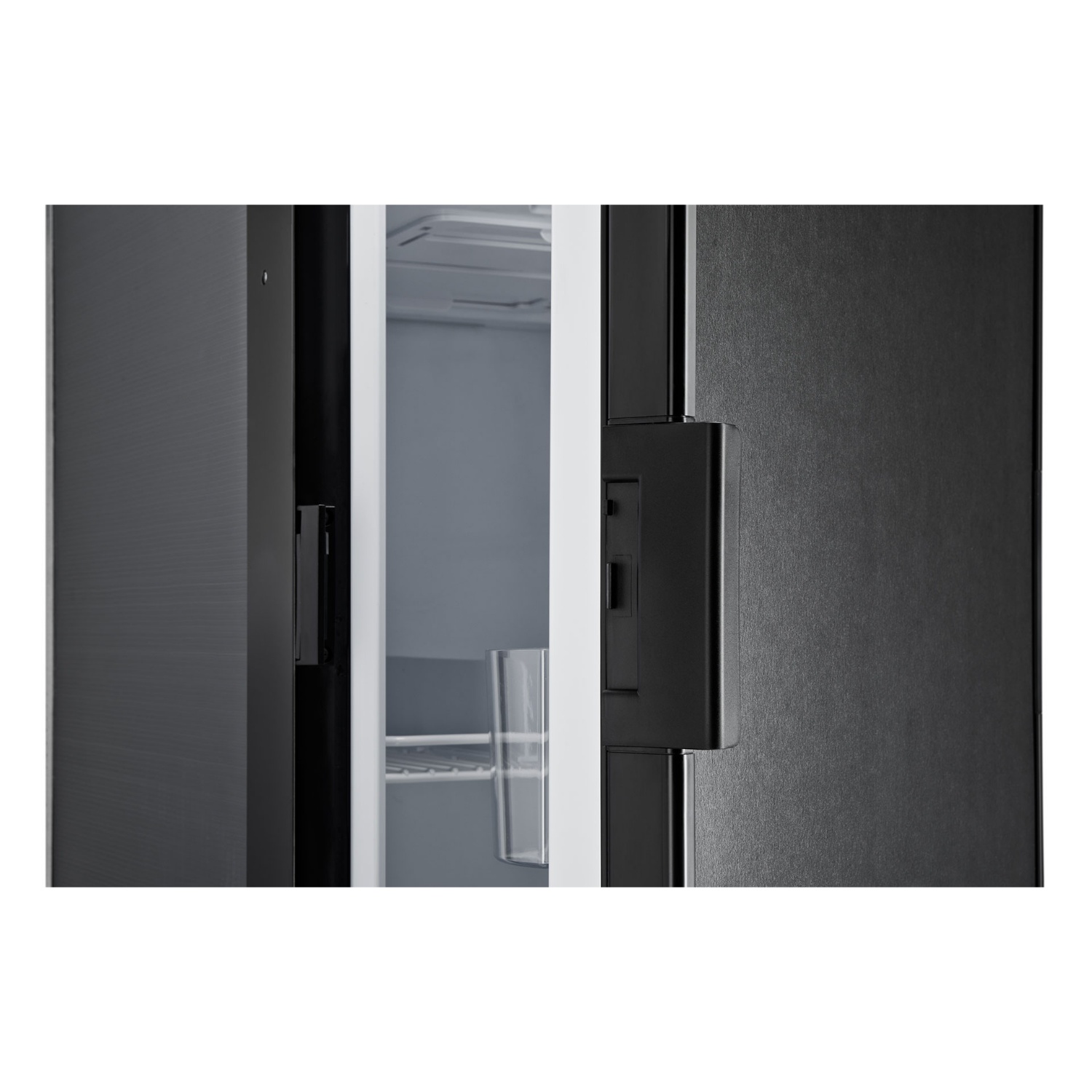 Kompressorkühlschrank Slim 140 OFF by IndelB